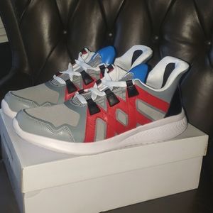 Steve Madden Donner Sneakers Grey/Red Size 12